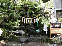 眼病平癒の御神水
